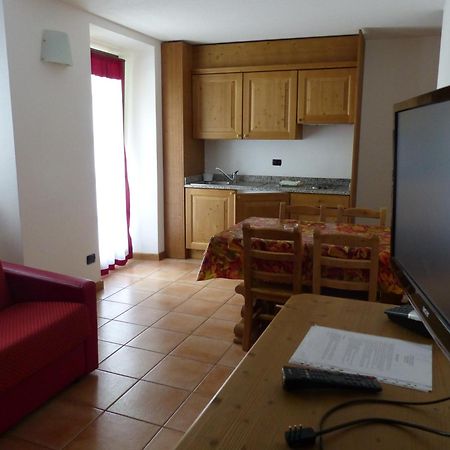 Residence Deborah Мадезимо Экстерьер фото