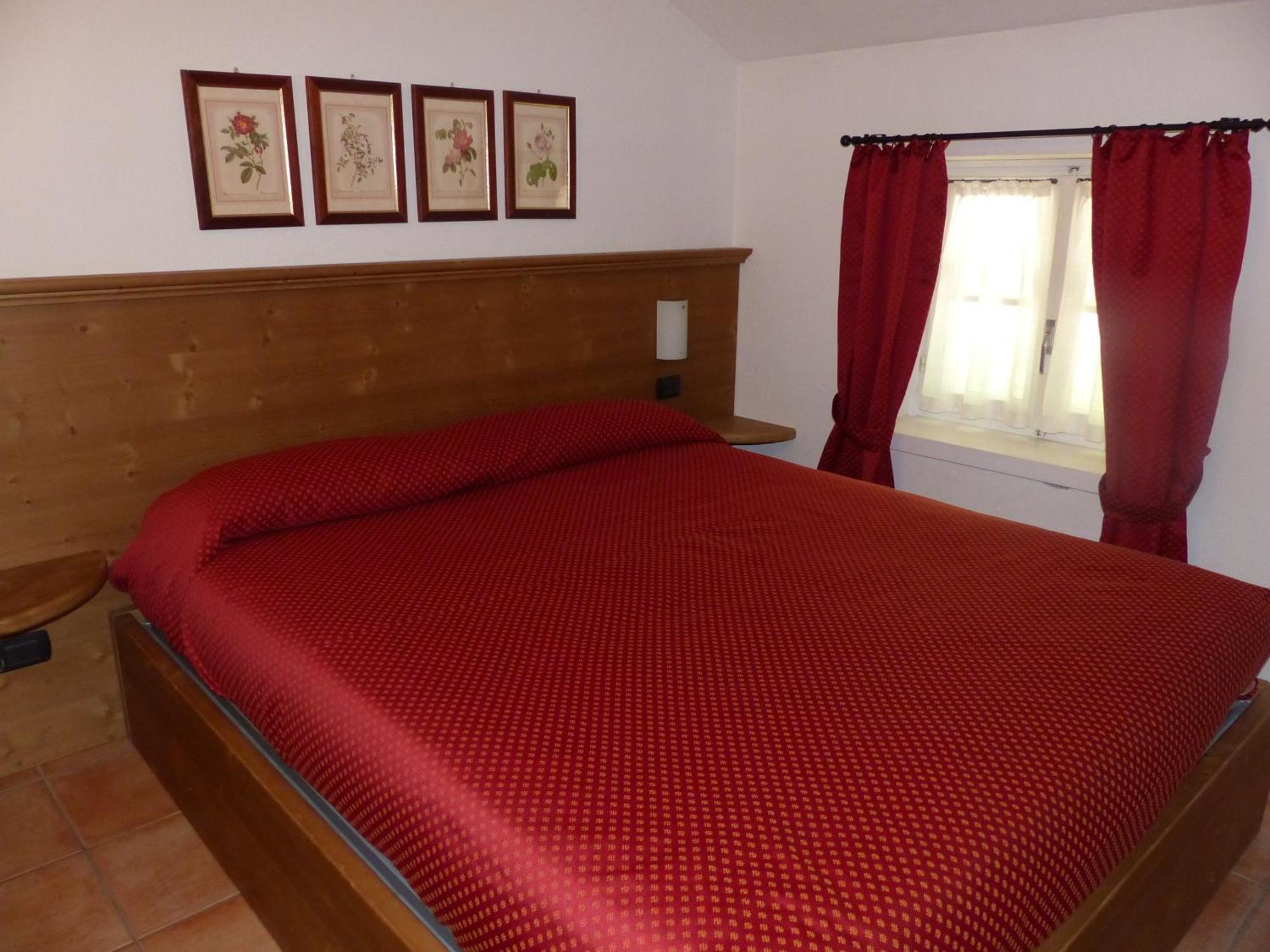 Residence Deborah Мадезимо Экстерьер фото