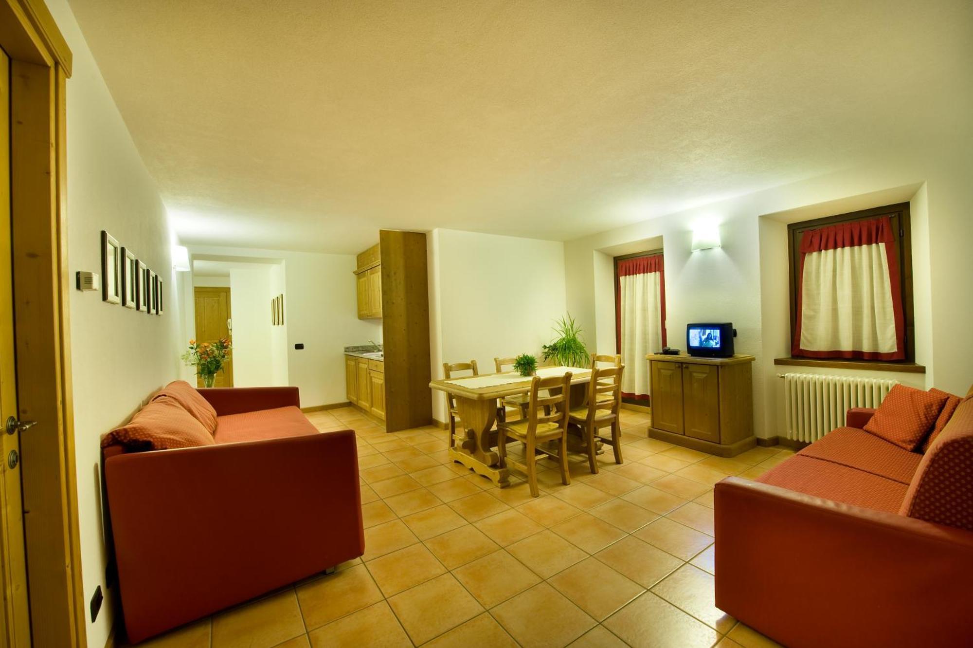 Residence Deborah Мадезимо Экстерьер фото